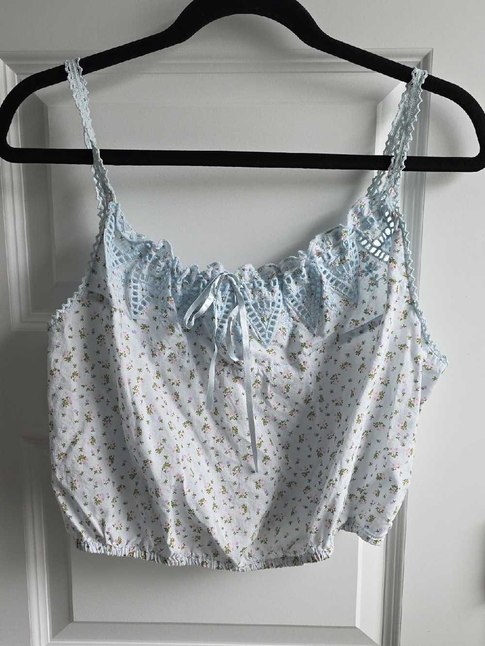Lucky Brand Light Blue Floral Lace-Trim Cami Top Medium G174